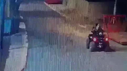 ירי חשודים הבורחים על טרקטורון על ביתו של ראש מועצת טובא זנגריה, 30 במאי 2022