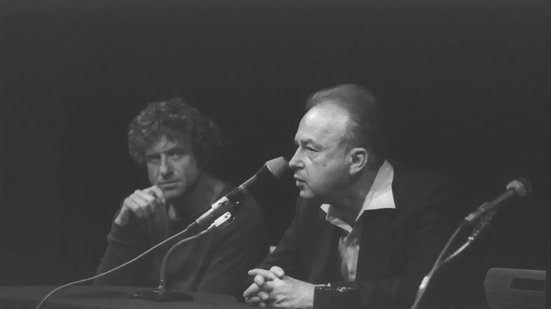 אורי זוהר עם יצחק רבין בכנס של מפלגת העבודה, 1977 אורי זוהר עם יצחק רבין בכנס של מפלגת העבודה, 1977