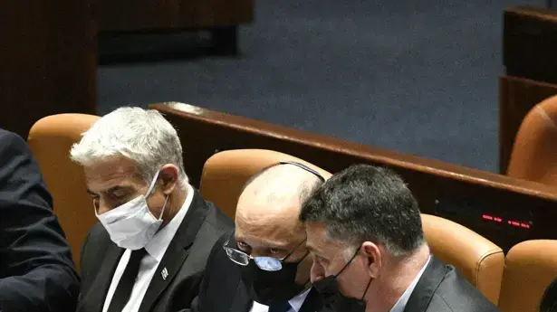 יאיר לפיד, נפתלי בנט, גדעון סער יאיר לפיד, נפתלי בנט, גדעון סער