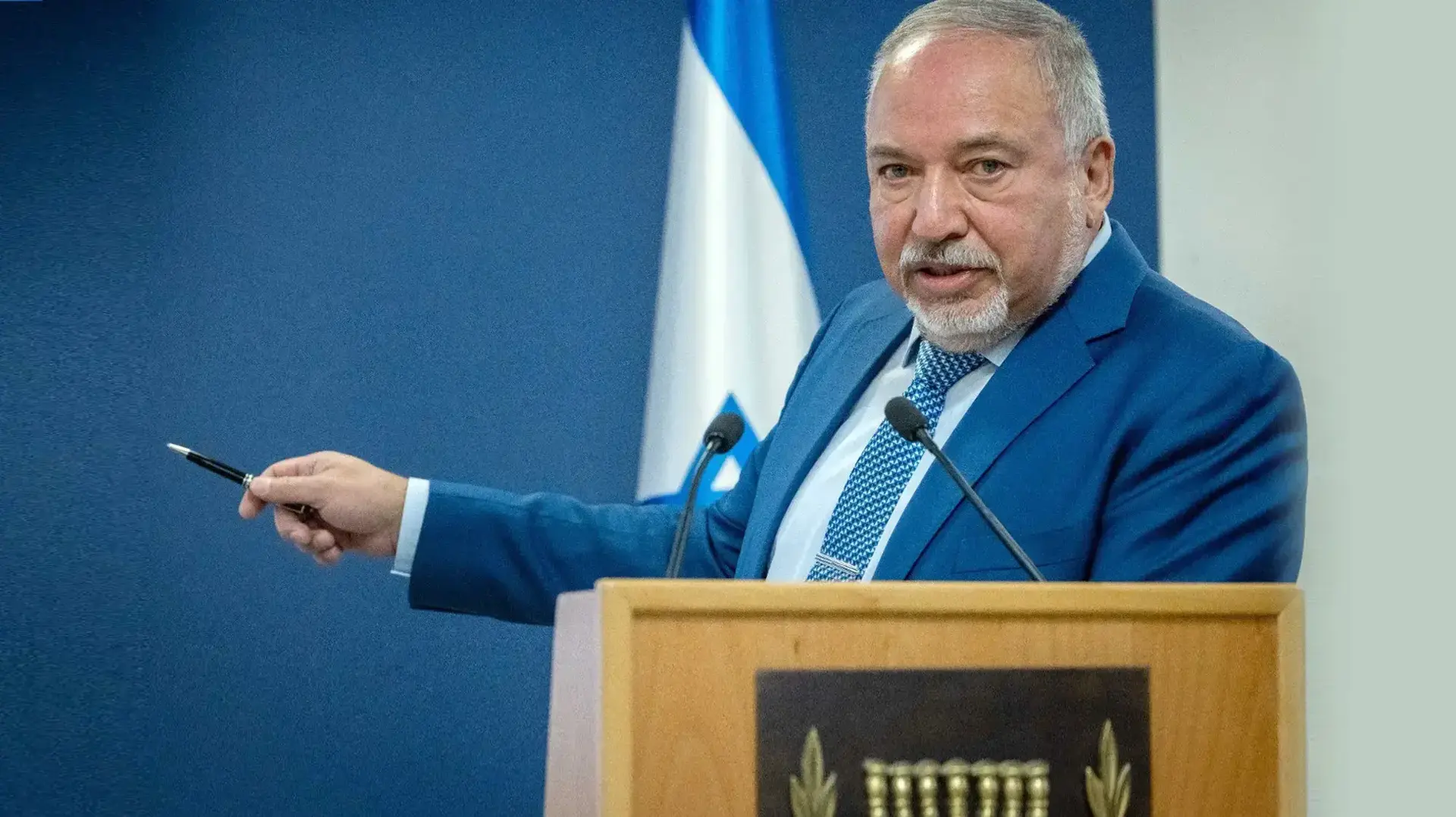 שר האוצר אביגדור ליברמן במסיבת עיתונאים של הצגת תוכנית הדיור הממשלתית. משרד האוצר ירושלים, 31 באוקטובר 2021. שר האוצר אביגדור ליברמן במסיבת עיתונאים של הצגת תוכנית הדיור הממשלתית. משרד האוצר ירושלים, 31 באוקטובר 2021.