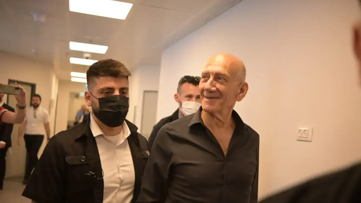 תביעת לשון הרע על סך 837,000 ₪ שהגישו משפחת נתניהו נגד אהוד אולמרט, בימ"ש שלום ת"א, 12 ביוני 2022 תביעת לשון הרע על סך 837,000 ₪ שהגישו משפחת נתניהו נגד אהוד אולמרט, בימ"ש שלום ת"א, 12 ביוני 2022