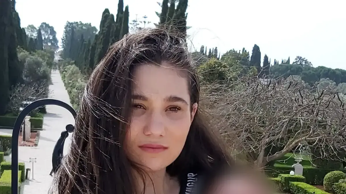 ספיר נחום ובתה ספיר נחום ובתה