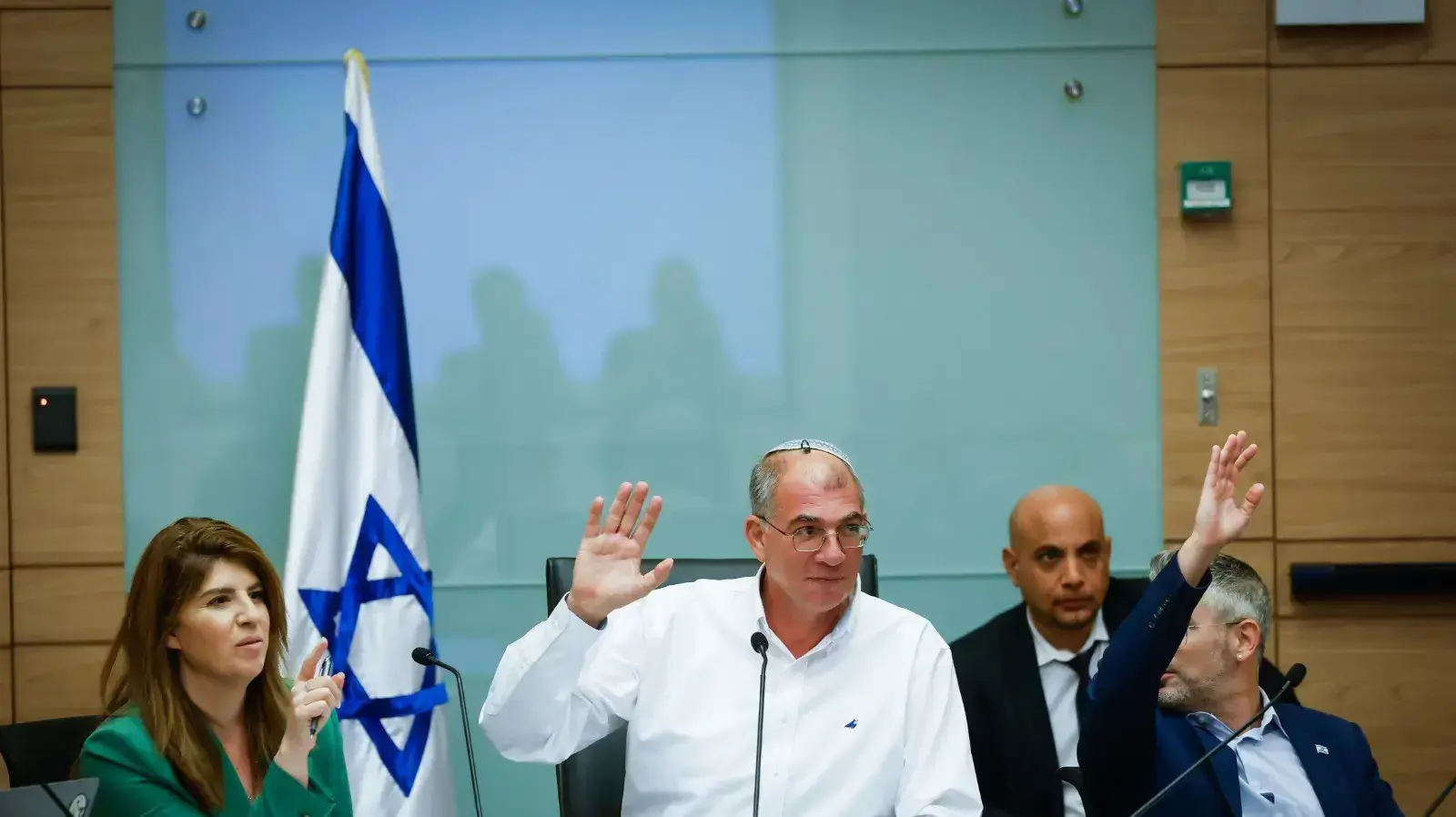 ניר אורבך בדיון ועדת הכנסת, 21 ביוני 2022 ניר אורבך בדיון ועדת הכנסת, 21 ביוני 2022