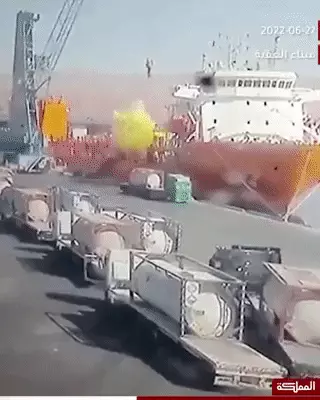 דליפת גז בנמל עקבה: לפחות 10 נהרגו ו-250 נפצעו
