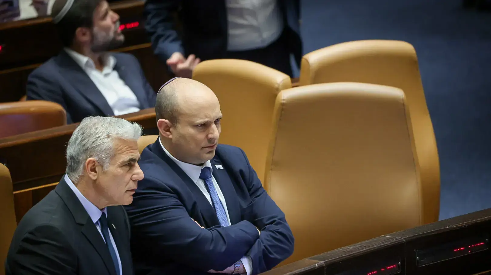 יאיר לפיד ,נפתלי בנט בדיון מליאת הכנסת על פיזורה, 20 ביוני 2022 יאיר לפיד ,נפתלי בנט בדיון מליאת הכנסת על פיזורה, 20 ביוני 2022