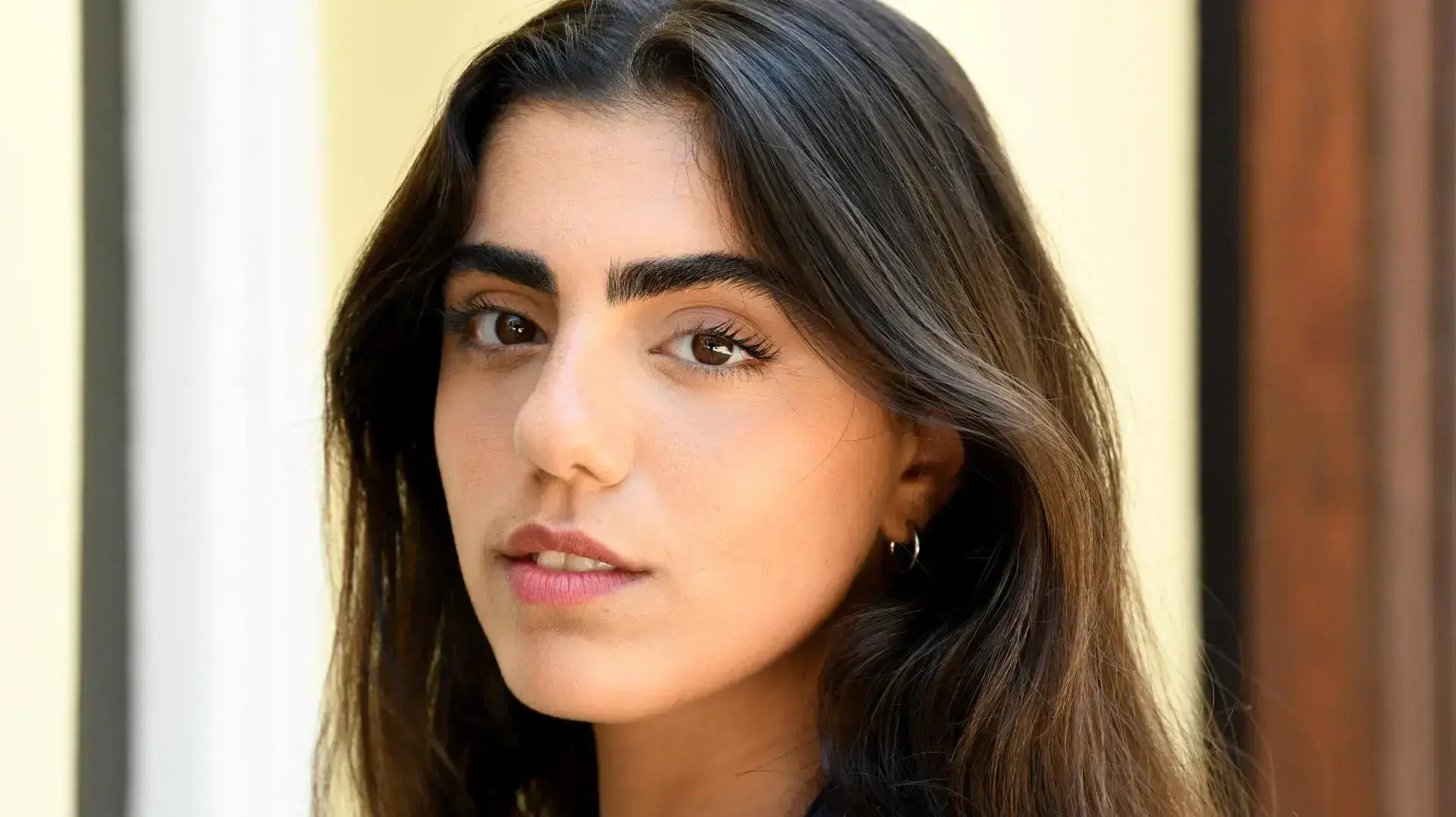 נועה אסטנג'לוב נועה אסטנג'לוב