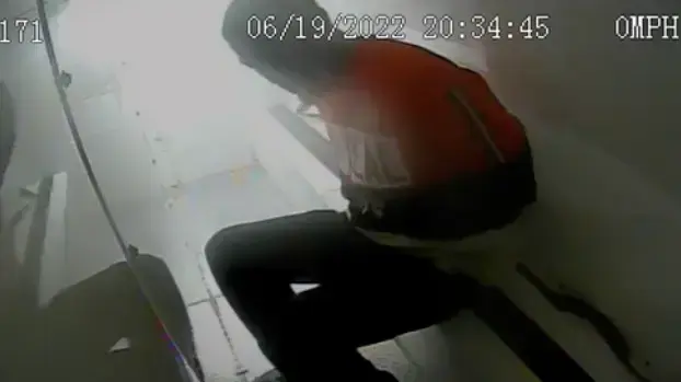רנדי קוקס, נהפך משותק לאחר שנאלץ לנסוע ברכב משטרתי ללא חגורת בטיחות, קונטיקט רנדי קוקס, נהפך משותק לאחר שנאלץ לנסוע ברכב משטרתי ללא חגורת בטיחות, קונטיקט
