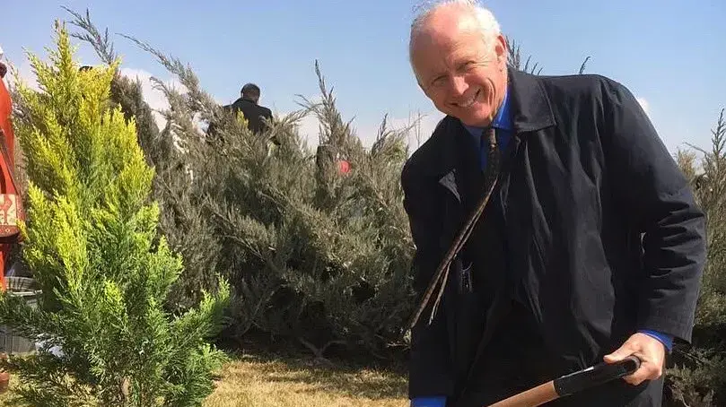 סגן שגריר בריטניה בטהראן סגן שגריר בריטניה בטהראן