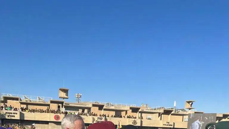ש', חרדי שהתגייס ליחידה מובחרת וסיים קורס קצינים בהצטיינות ש', חרדי שהתגייס ליחידה מובחרת וסיים קורס קצינים בהצטיינות