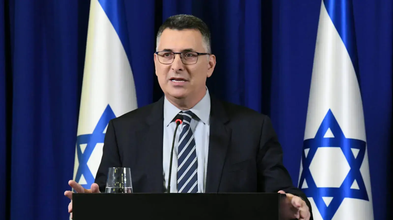 הצהרות של בני גנץ וגדעון סער. כפר המכבייה, ר"ג 10 ביולי 2022 הצהרות של בני גנץ וגדעון סער. כפר המכבייה, ר"ג 10 ביולי 2022