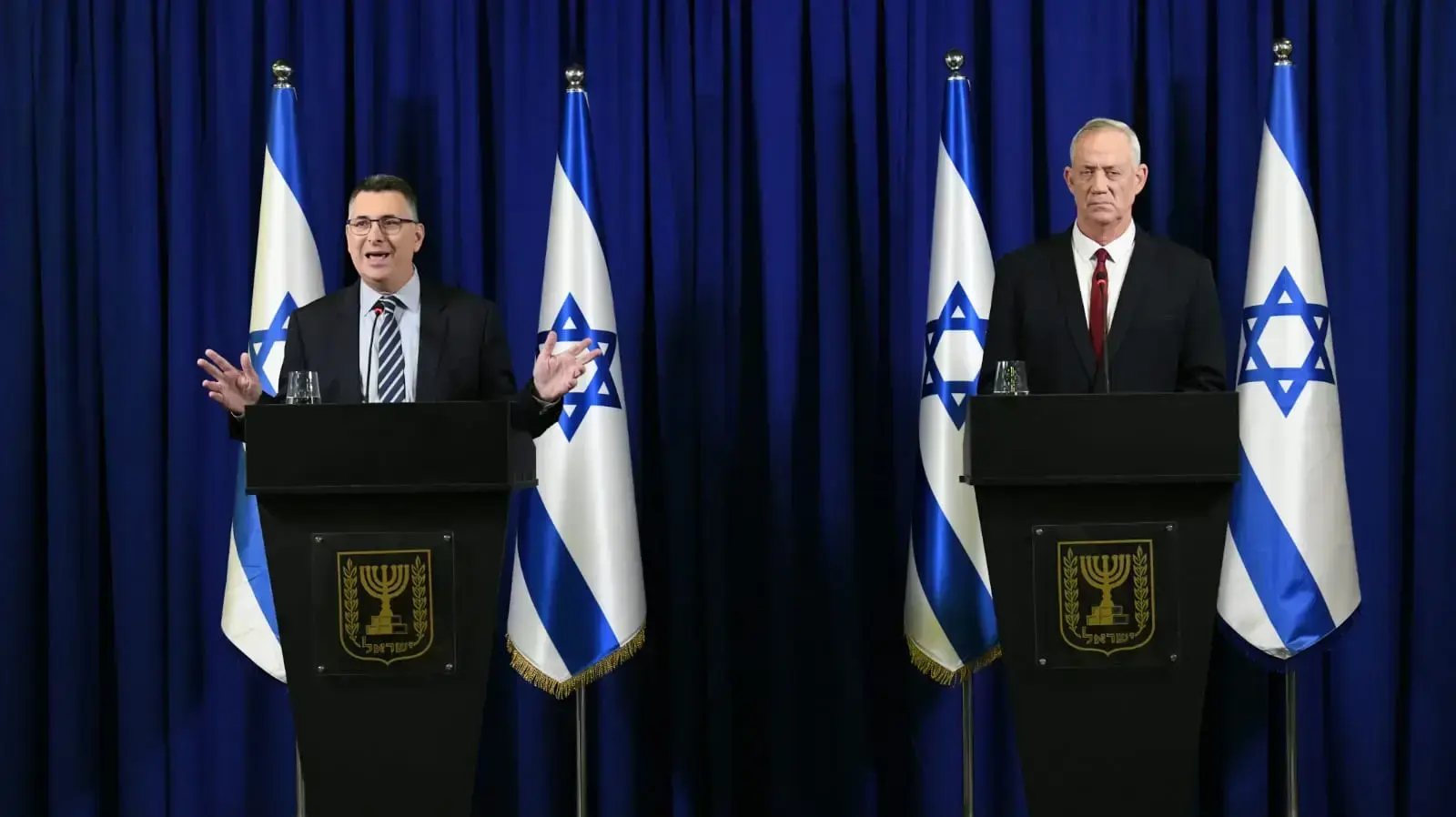 הצהרות של בני גנץ וגדעון סער. כפר המכבייה, ר"ג 10 ביולי 2022 
