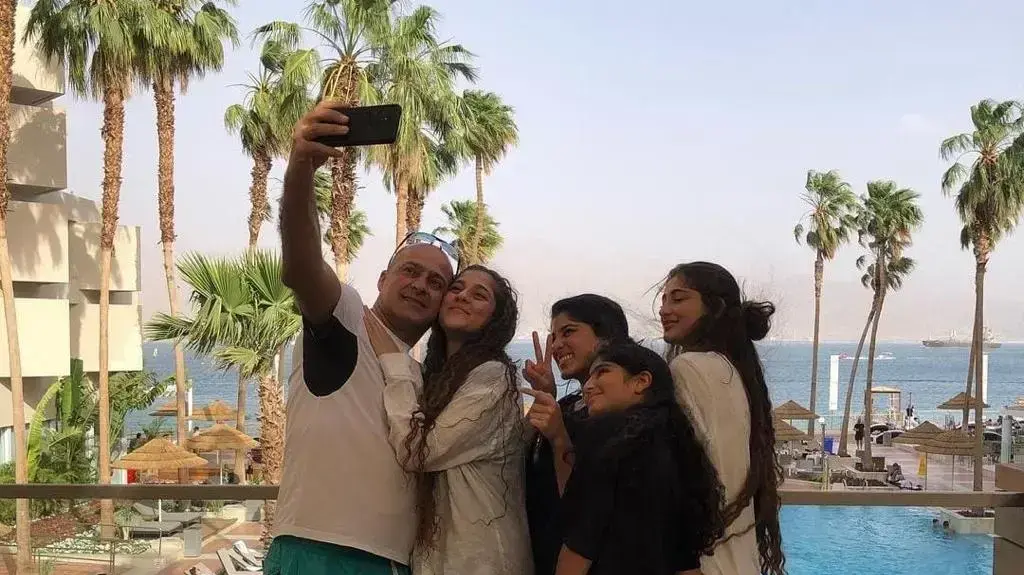 האני אבו ריש ומשפחתו האני אבו ריש ומשפחתו