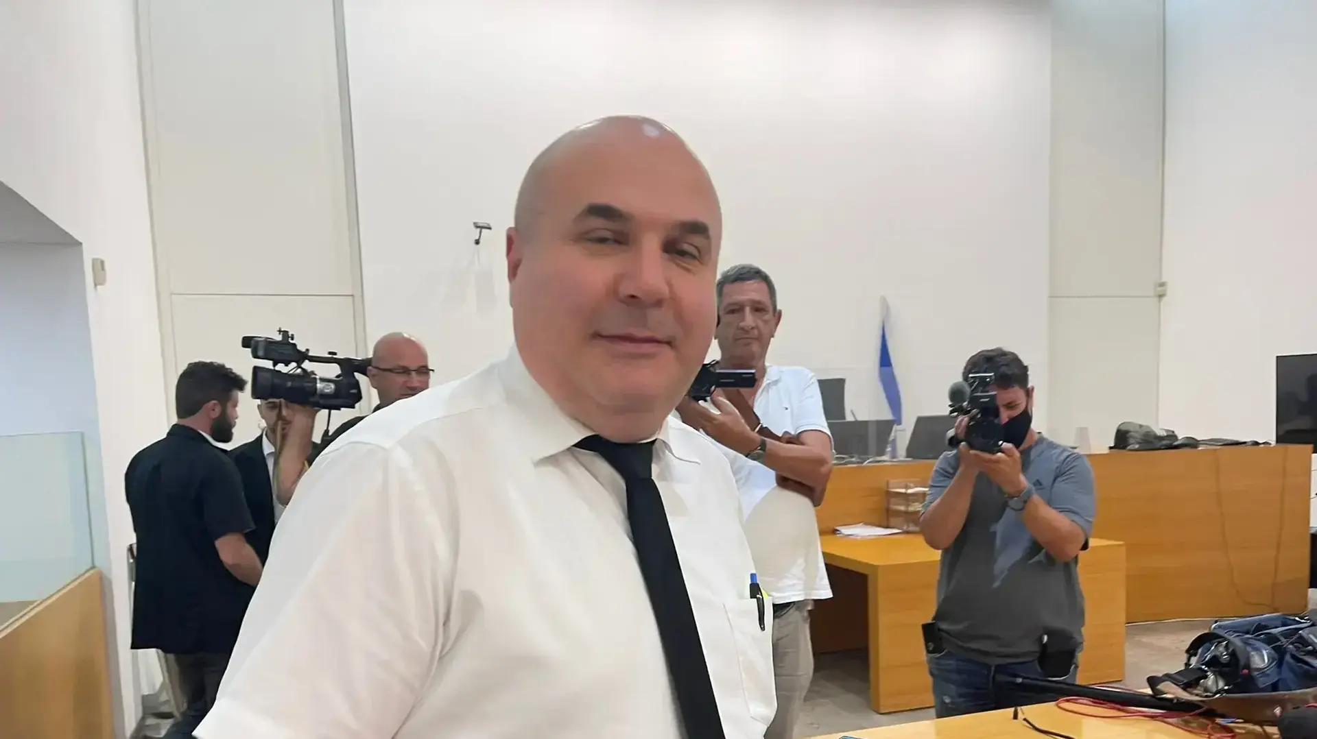 עו״ד בוריס שרמן, מייצג את תושב פרדס חנה אלכס מוזוגובוי שנעצר בחשד לניסיון חטיפת הנערה ביישוב. 12 ביולי 2022 עו״ד בוריס שרמן, מייצג את תושב פרדס חנה אלכס מוזוגובוי שנעצר בחשד לניסיון חטיפת הנערה ביישוב. 12 ביולי 2022