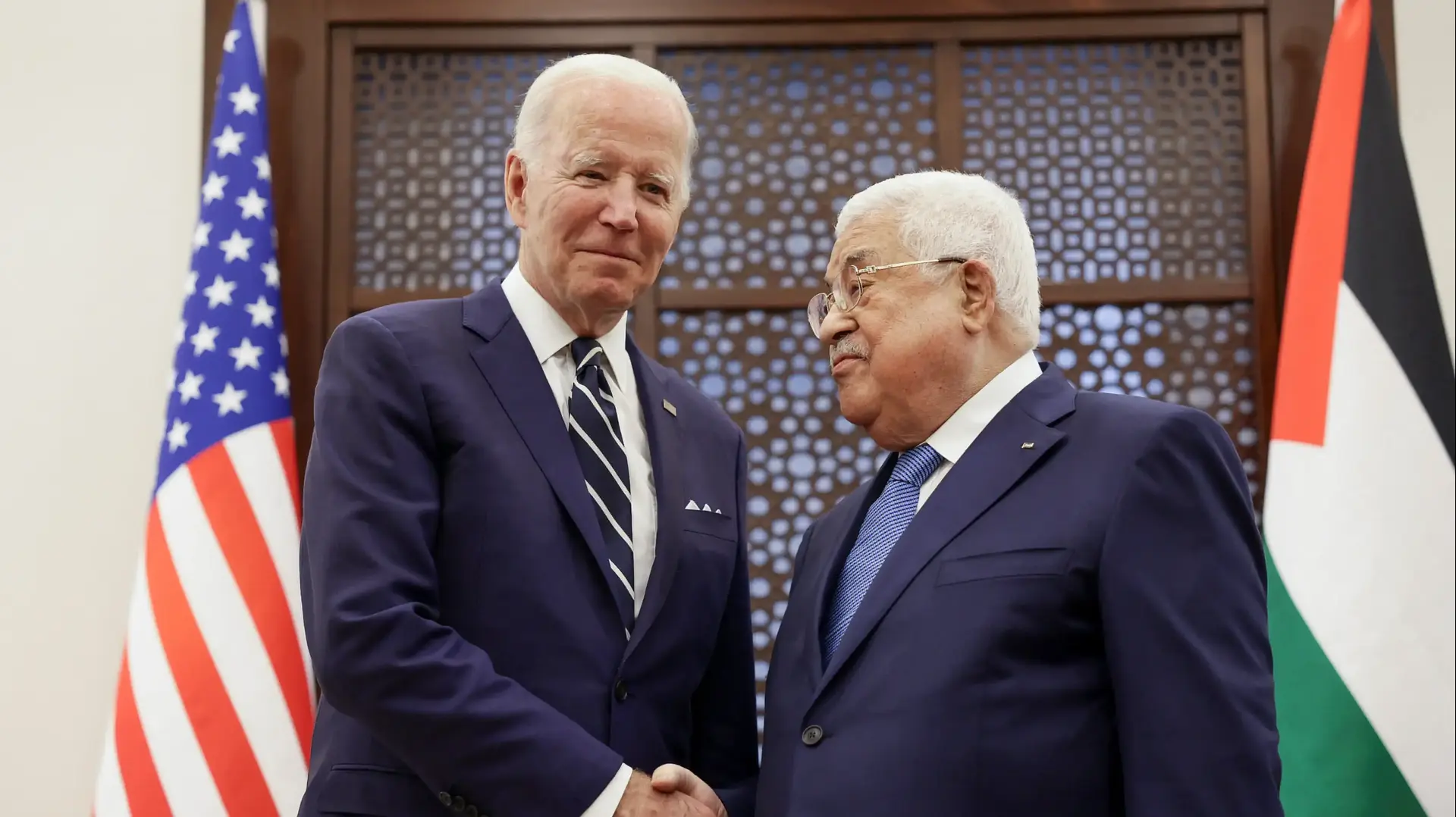 נשיא ארהב ביידן נפגש עם יור הרשות הפלסטינית אבו מאזן 15 ביולי 2022 נשיא ארהב ביידן נפגש עם יור הרשות הפלסטינית אבו מאזן 15 ביולי 2022