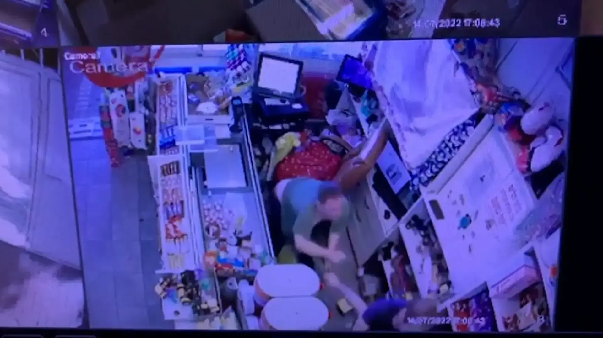גבר עם תסמונת דאון הותקף במכולת בכפר סבא
17.07.22