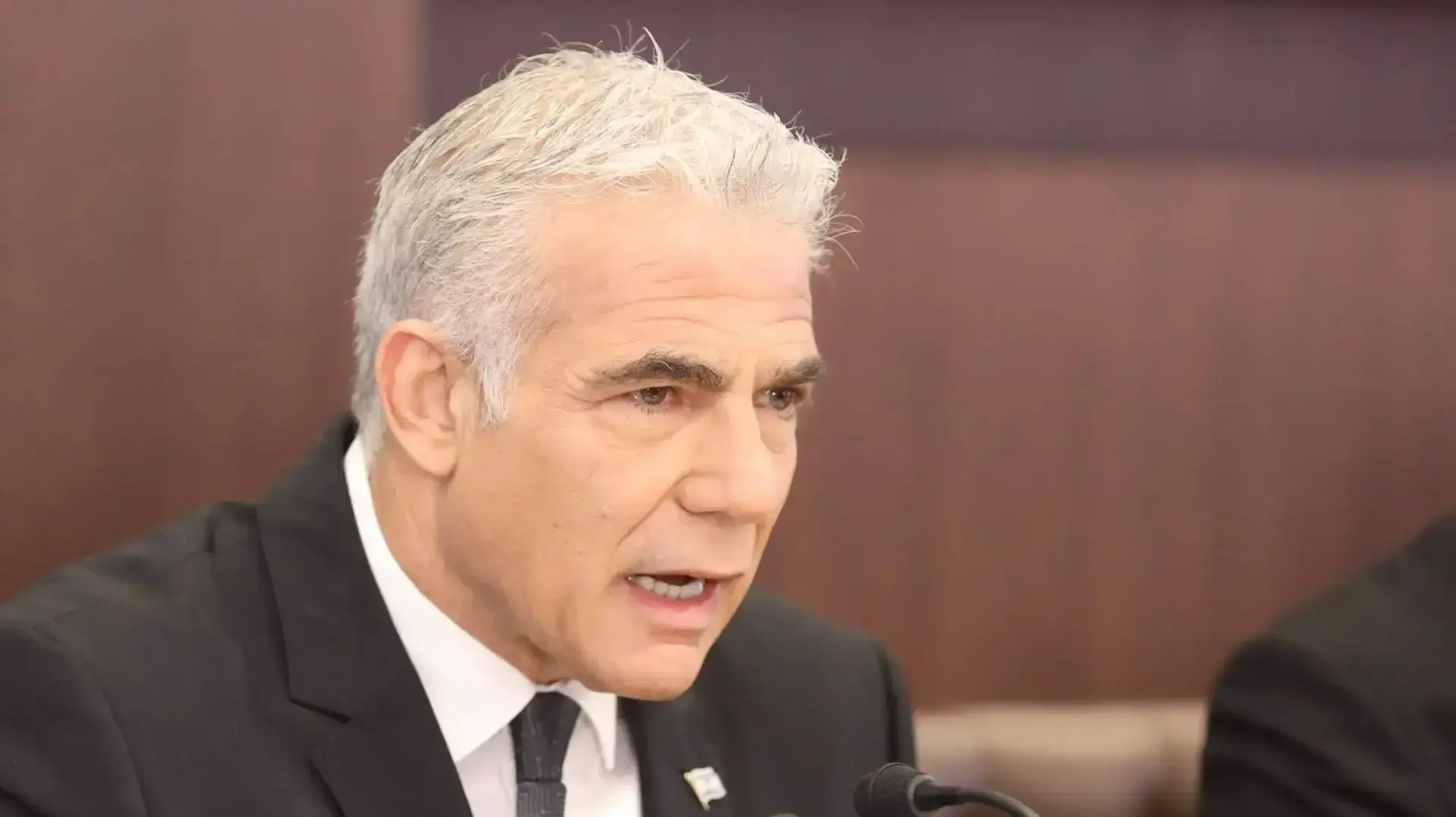 יאיר לפיד ישיבת הממשלה 17 ביולי 2022 יאיר לפיד ישיבת הממשלה 17 ביולי 2022