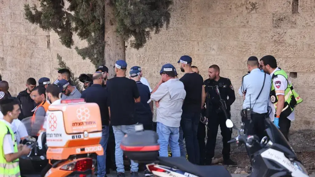 פיגוע דקירה בירושלים, גבר כבן 40 פצוע במצב בינוני 19 ביולי 2022 פיגוע דקירה בירושלים, גבר כבן 40 פצוע במצב בינוני 19 ביולי 2022