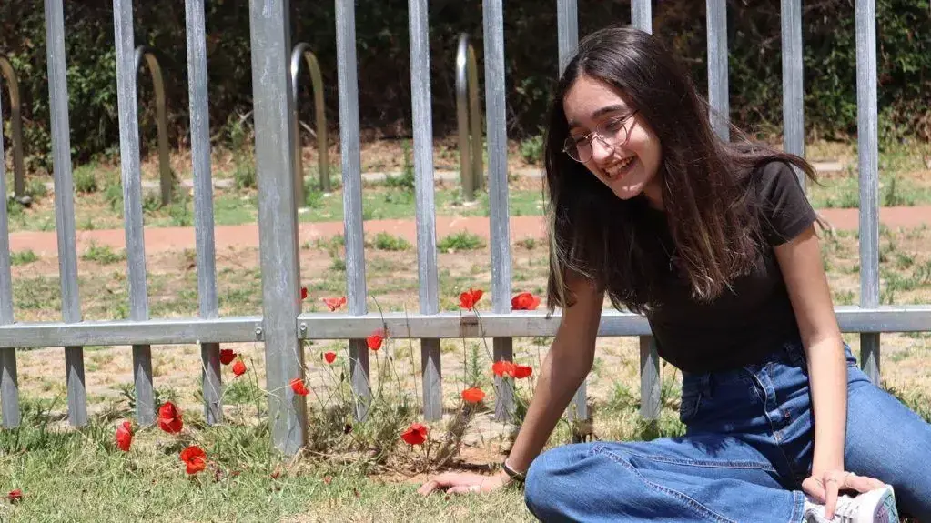 אפליקציית NGL | אלונה שאולוף אפליקציית NGL | אלונה שאולוף