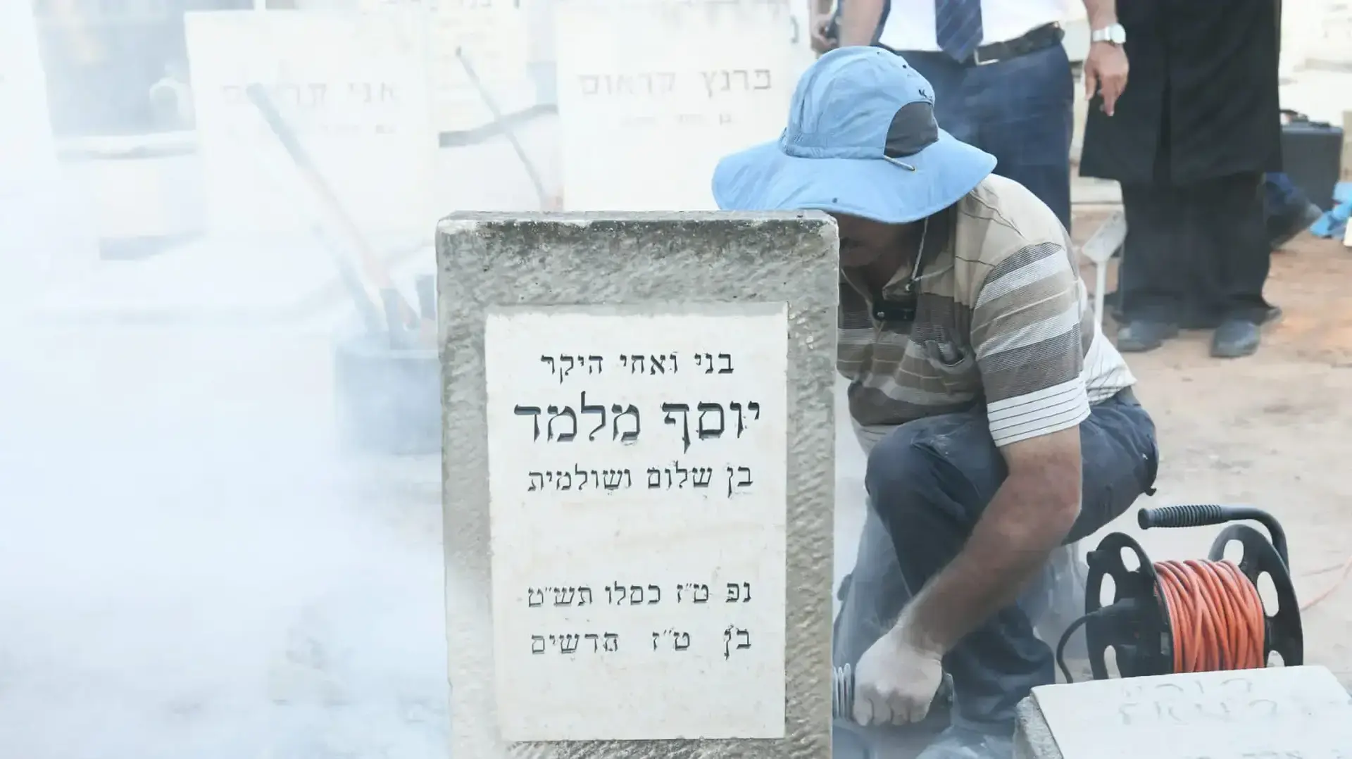 פתיחת קברו של יוסף מלמד, שנחשד כאחד מילדי תימן. 27 ביולי 2022