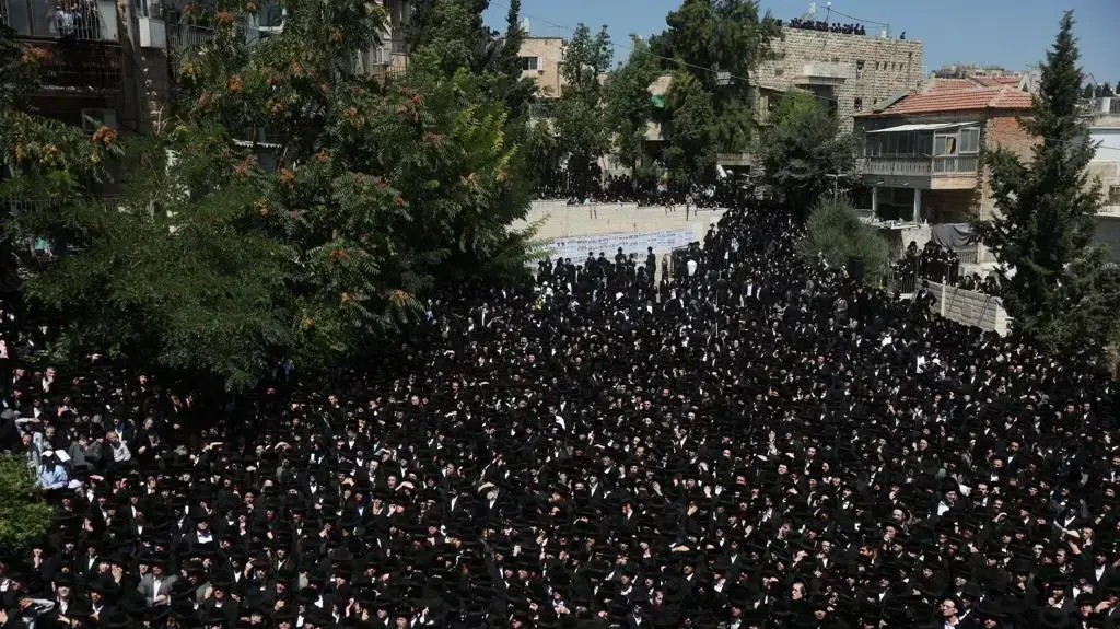 הלווית הרב יצחק טוביה וייס, ירושלים, 31 ביולי 2022 הלווית הרב יצחק טוביה וייס, ירושלים, 31 ביולי 2022