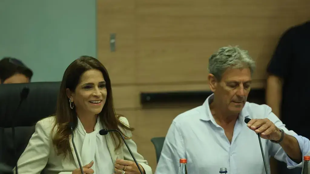 דיון בוועדה לביטחון הפנים וועדת חוץ וביטחון -אירועי "סרסור הסוהרות" בשנים 2014-2018 הפקת לקחים ויישומם, 3 באוגוסט 2022 דיון בוועדה לביטחון הפנים וועדת חוץ וביטחון -אירועי "סרסור הסוהרות" בשנים 2014-2018 הפקת לקחים ויישומם, 3 באוגוסט 2022