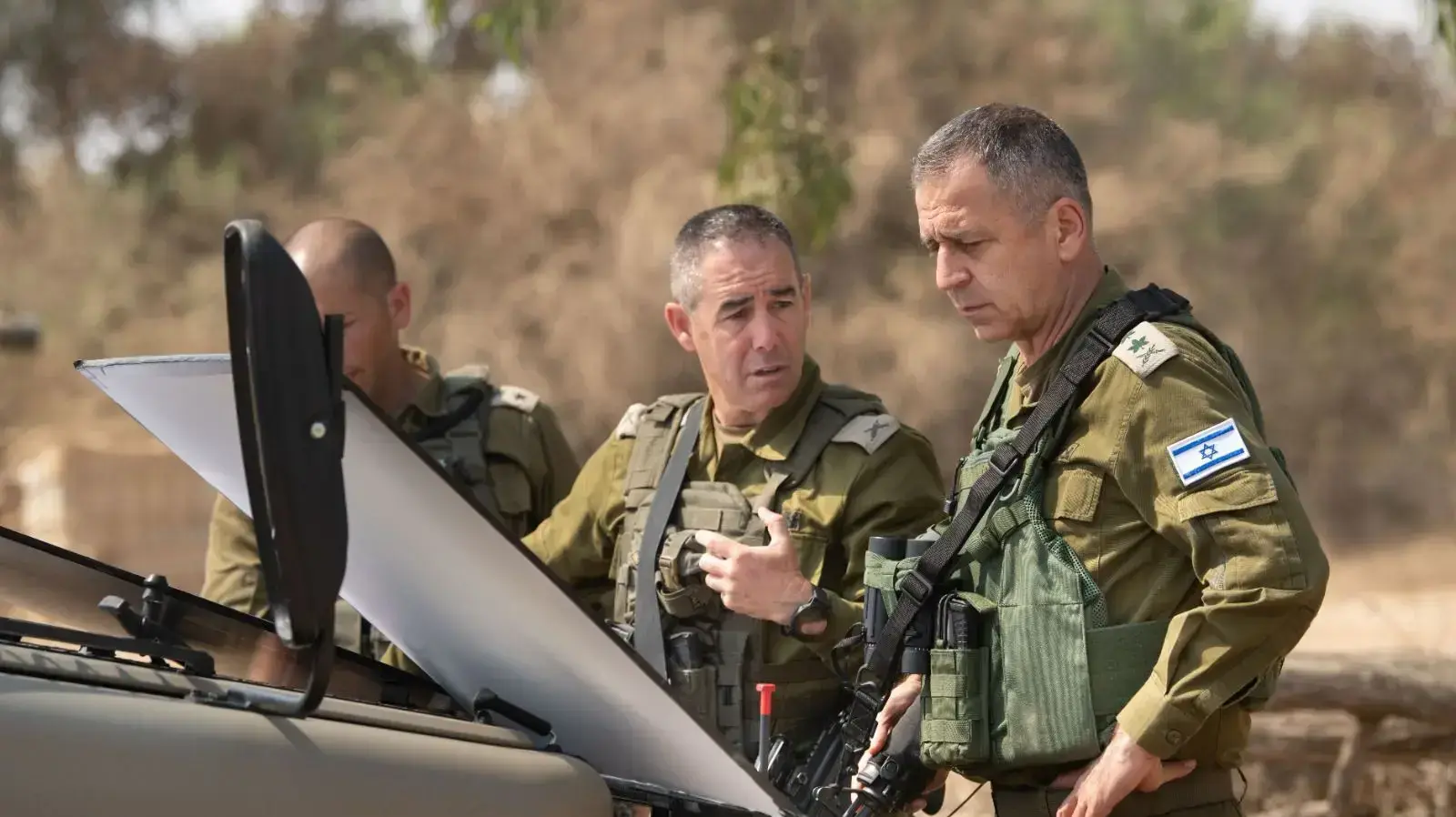 הרטמכ"ל אביב כוכבי, במהלך ביקורו בעוטף עזה 