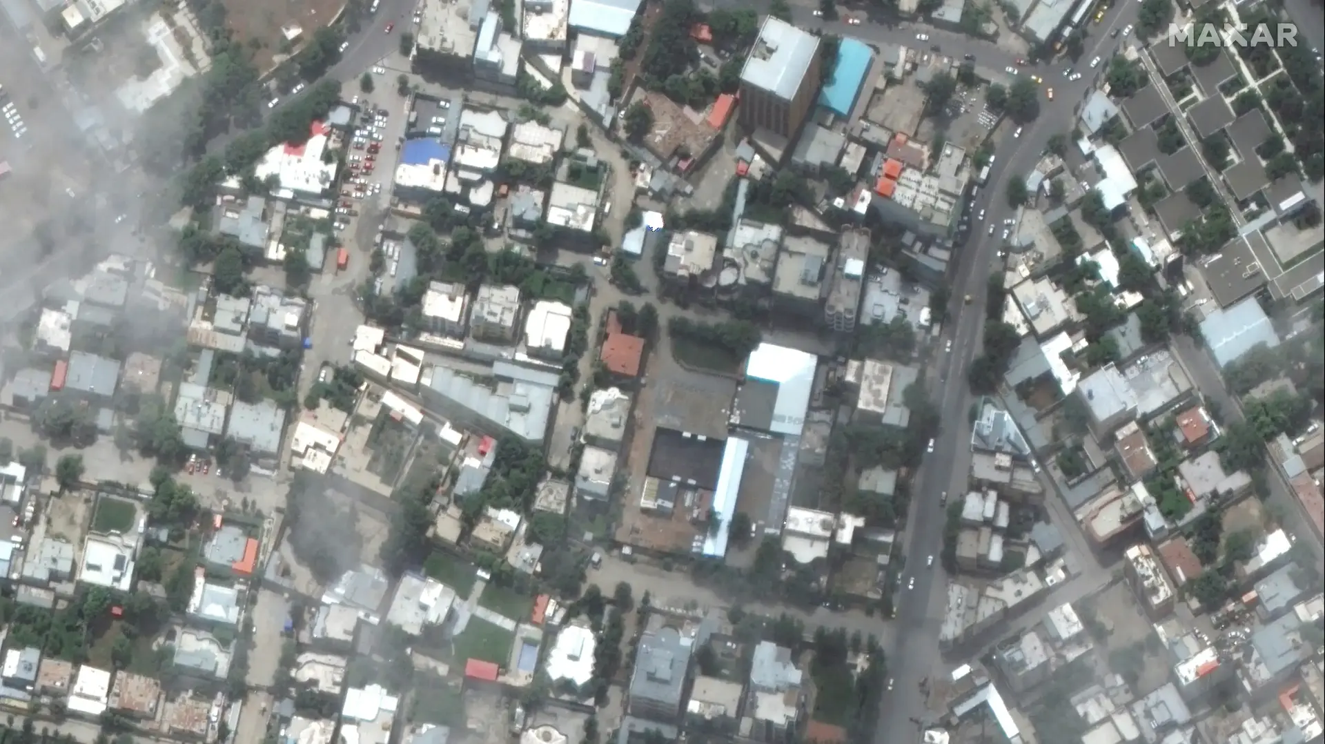 צילום לוויין של שכונת המגורים שרפור, קאבול, אפגניסטן, שבה הסתתר מנהיג אל-קאעדה איימן א-זוואהירי, 12 ביולי 2022 צילום לוויין של שכונת המגורים שרפור, קאבול, אפגניסטן, שבה הסתתר מנהיג אל-קאעדה איימן א-זוואהירי, 12 ביולי 2022