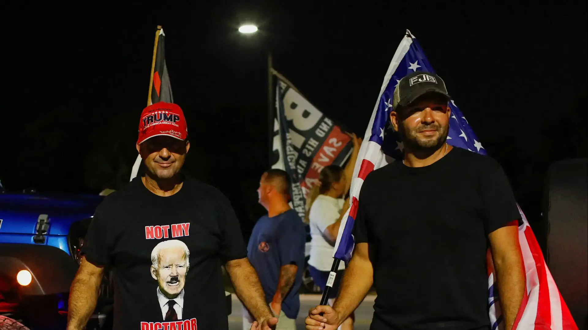 פשיטת ה-FBI על ביתו של נשיא ארה"ב לשעבר דונלד טראמפ בפלורידה, 9 באוגוסט 2022 פשיטת ה-FBI על ביתו של נשיא ארה"ב לשעבר דונלד טראמפ בפלורידה, 9 באוגוסט 2022