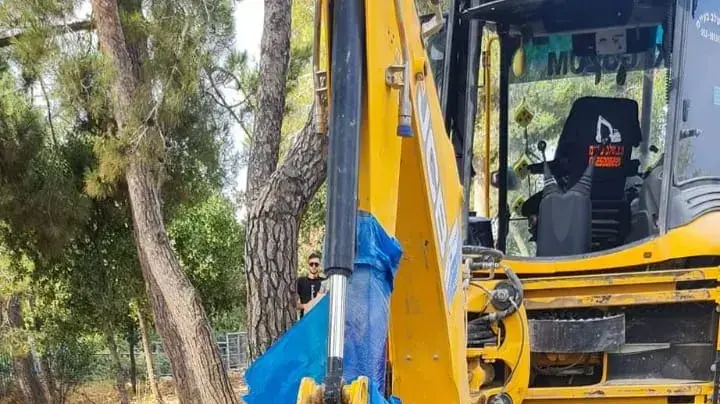 תחילת העבודות לגילוי התעלה תחילת העבודות לגילוי התעלה