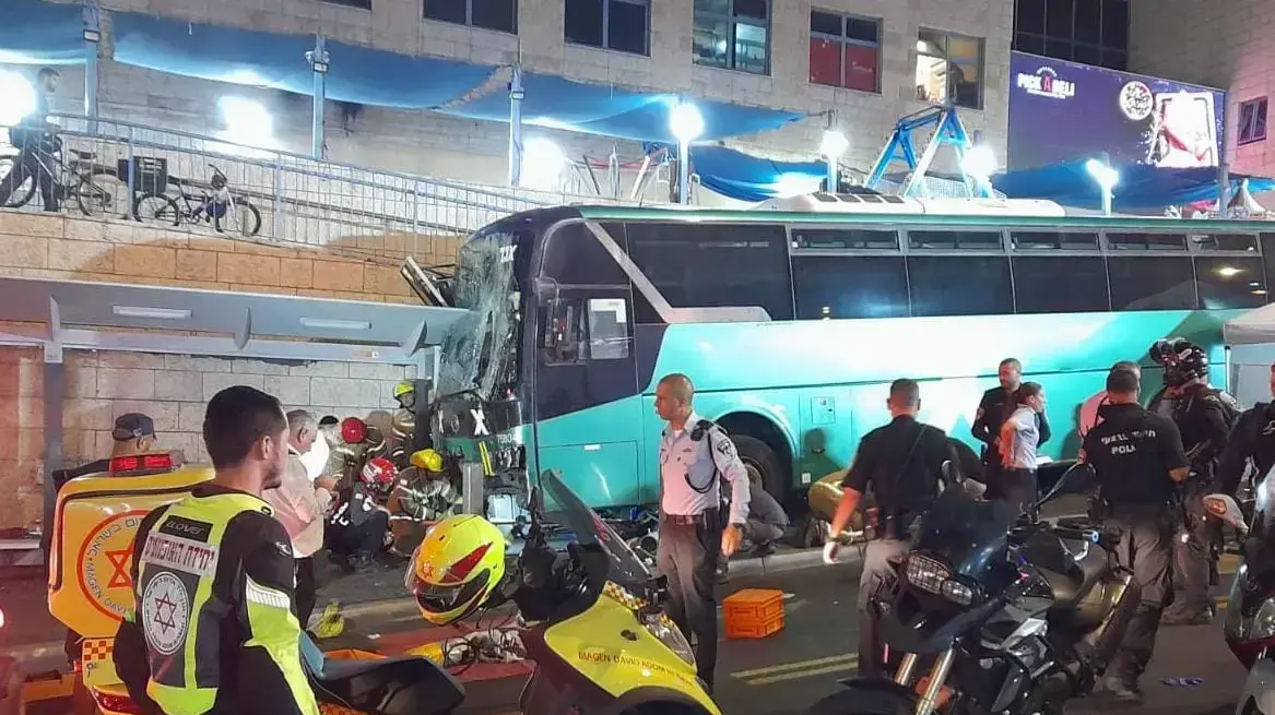 זירת תאונת הדרכים בירושלים 11 באוגוסט 2022 זירת תאונת הדרכים בירושלים 11 באוגוסט 2022