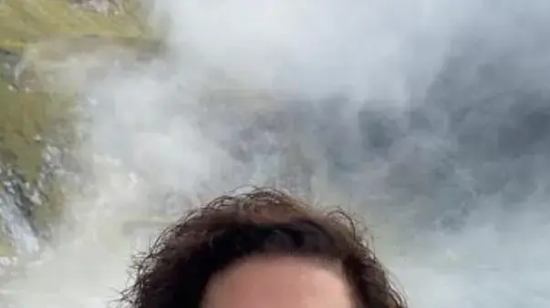 ענת כתר, אמא לתלמיד שעולה לי"א בתיכון אדם ואדמה, חצבה ענת כתר, אמא לתלמיד שעולה לי"א בתיכון אדם ואדמה, חצבה