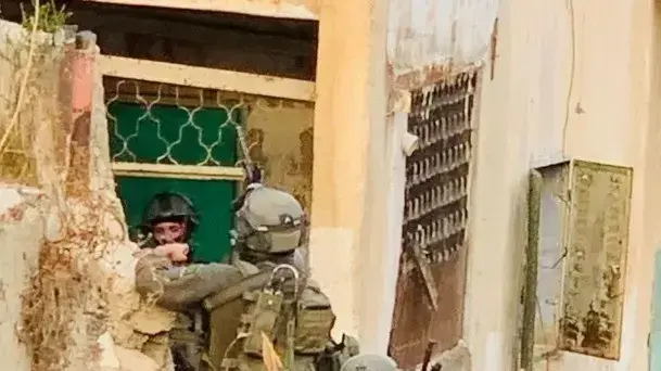 כוחות צה"ל מכתרים בית בעיירה קבטיה, ג'נין, 29 באוגוסט 2022