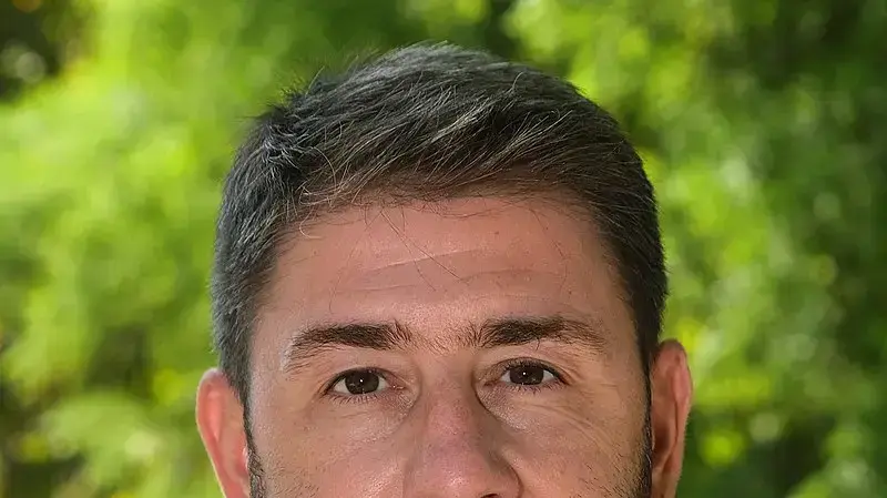 ניקוס אנדרולאקיס