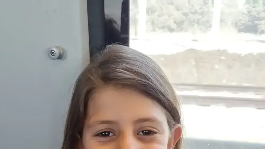 עומר עמור, תלמידת כתה א' בבי"ס אבנר ברזני בטירת כרמל עומר עמור, תלמידת כתה א' בבי"ס אבנר ברזני בטירת כרמל