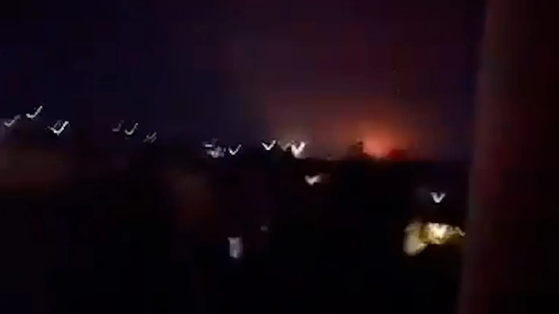 סוריה: פיצוצים נשמעו בחאלב; דיווח: ישראל תקפה מחסני נשק
