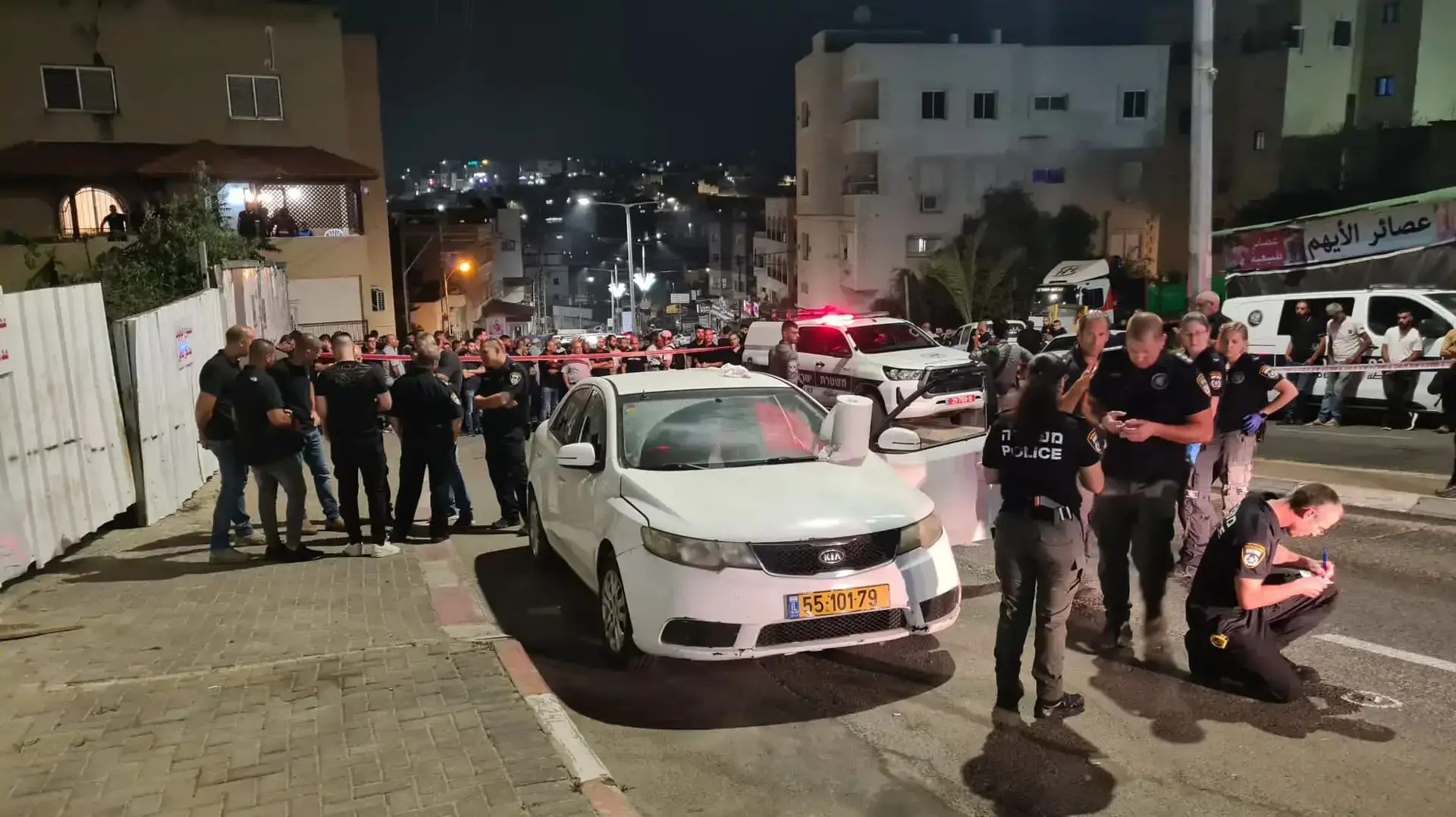 הזירה באום אל-פחם בה נורה למוות העיתונאי נדאל אגבאריה. 4 בספטמבר 2022 הזירה באום אל-פחם בה נורה למוות העיתונאי נדאל אגבאריה. 4 בספטמבר 2022