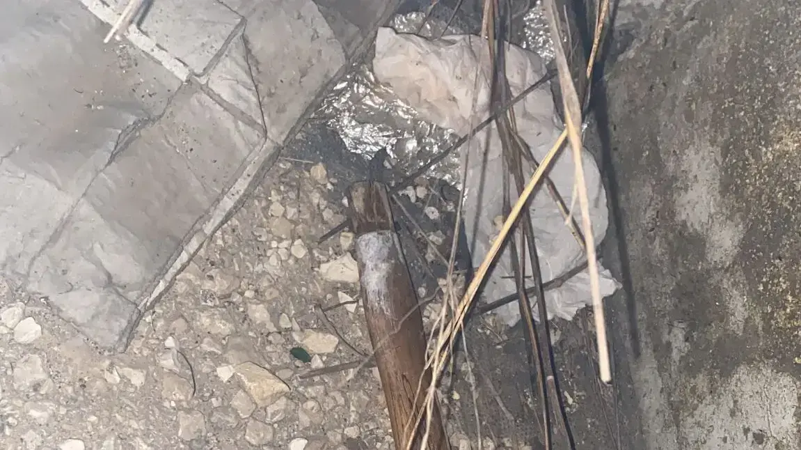 פטיש בו השתמש המחבל בניסיון פיגוע סמוך לרמאללה. 8 בספטמבר 2022 פטיש בו השתמש המחבל בניסיון פיגוע סמוך לרמאללה. 8 בספטמבר 2022