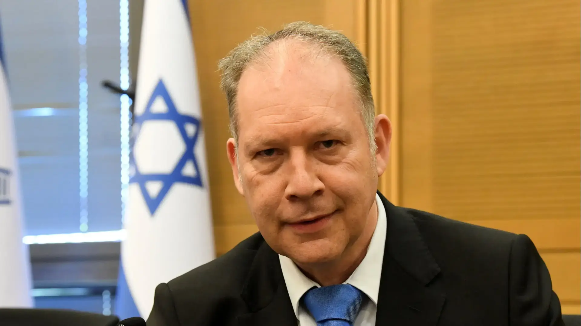 אילן בומבך בהגשת הרשימות לבחירות לכנסת, 18 בספטמבר 2022