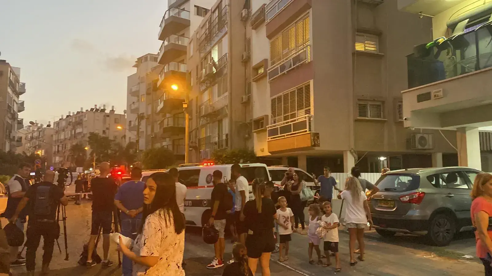זירת החשד לרצח בחולון 20 בפסטמבר 2022 זירת החשד לרצח בחולון 20 בפסטמבר 2022