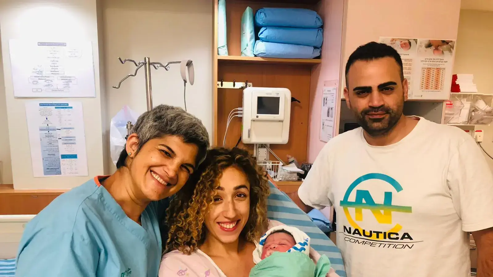 יעל שמש והתינוק שנולד בראש השנה יעל שמש והתינוק שנולד בראש השנה