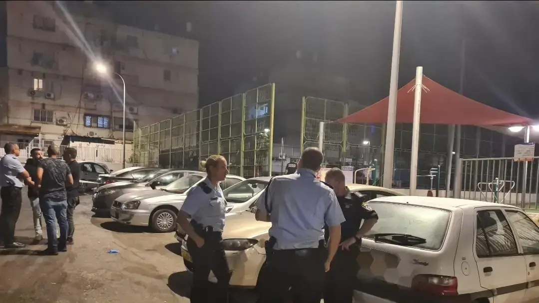 זירת דקירה בנתניה, 6 באוקטובר 2022 זירת דקירה בנתניה, 6 באוקטובר 2022
