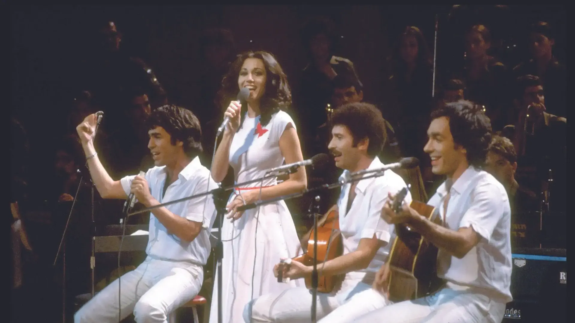 להקת הכל עובר חביבי, 1979