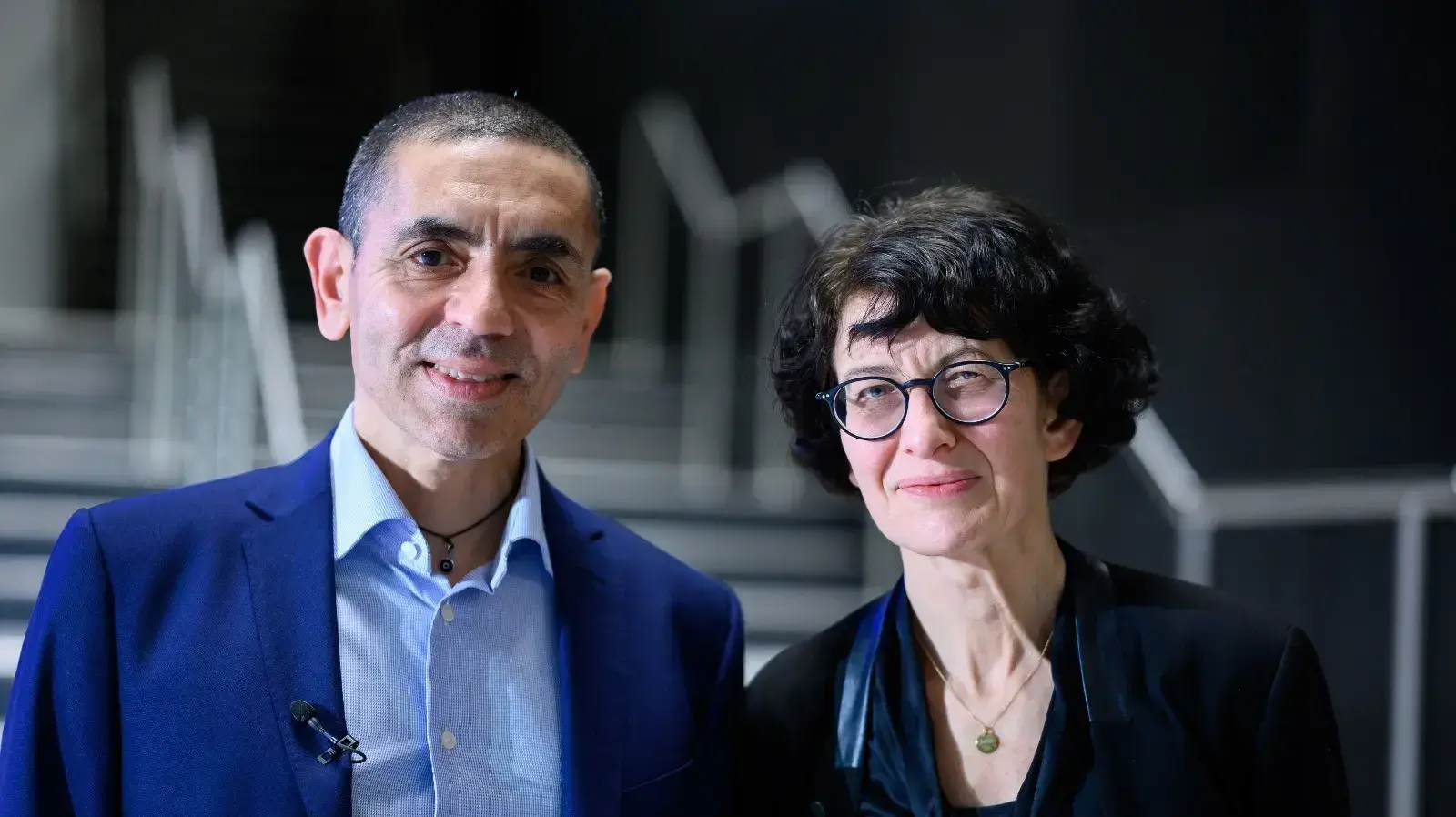 ד"ר אוגור סאהין וד"ר אוזלם טורצי ד"ר אוגור סאהין וד"ר אוזלם טורצי