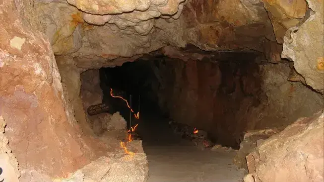 מערות גרנד קניון מערות גרנד קניון