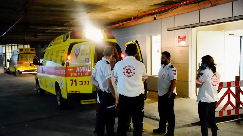 פינוי הפצועים מהפיגוע בקרית ארבע 29 באוקטבור 2022 פינוי הפצועים מהפיגוע בקרית ארבע 29 באוקטבור 2022
