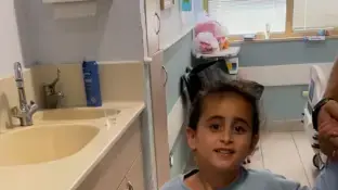 נוגה אלפסי, ההישראלית בת 6 שנעקצה על ידי מדוזה ועברה החייאה נוגה אלפסי, ההישראלית בת 6 שנעקצה על ידי מדוזה ועברה החייאה