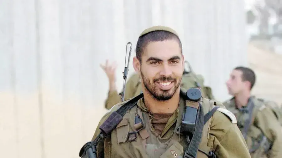 אלירז פרץ אלירז פרץ