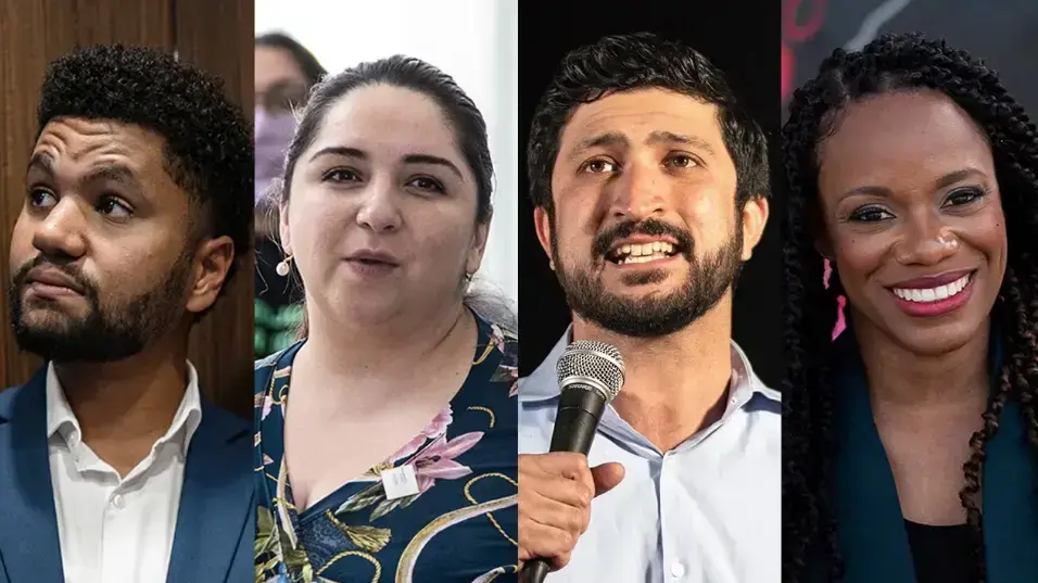הכוכבים של הצד הפרוגרסיבי במפלגה הדמוקרטית: מימין לשמאל: סאמר לי, גרג סזאר, דליה רמירז ומקסוול פרוסט