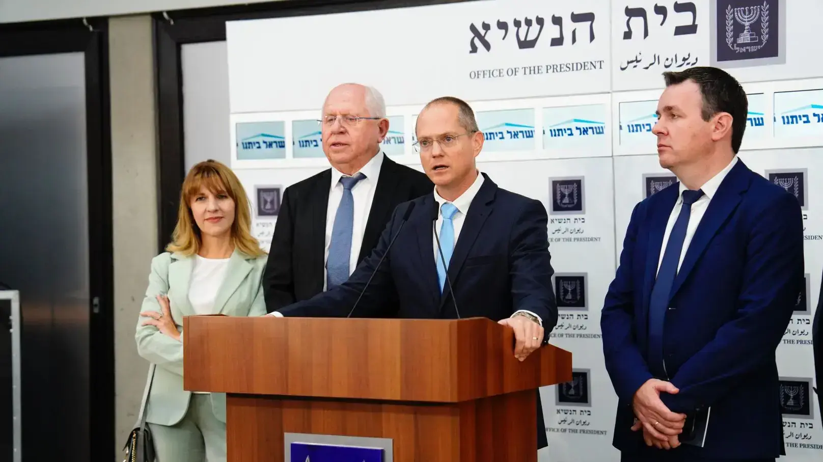 סיעת ישראל ביתנו הגישה את המלצותיה לראשות הממשלה, לנשיא המדינה 10 בנובמבר 2022 סיעת ישראל ביתנו הגישה את המלצותיה לראשות הממשלה, לנשיא המדינה 10 בנובמבר 2022