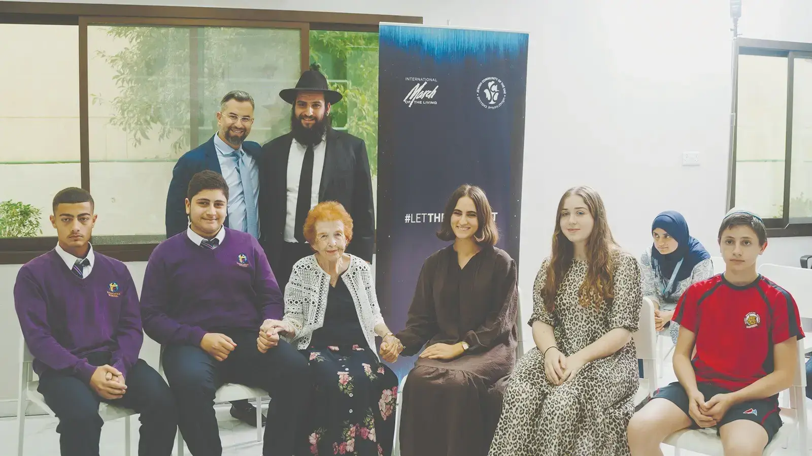 איב קוגלר במפגש עם בני נוער יהודים ומוסלמים,